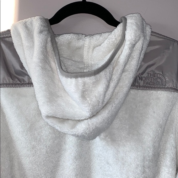 The North Face women’s fuzzy jacket-L - Picture 5 of 6